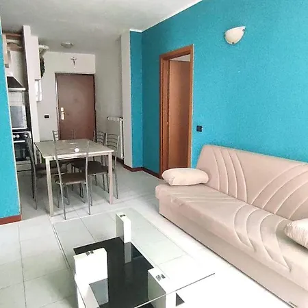 Lägenhet Casa Dei Gerani Valmadrera